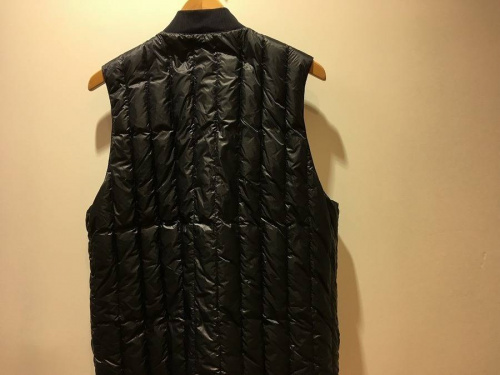 MONCLERの稲毛