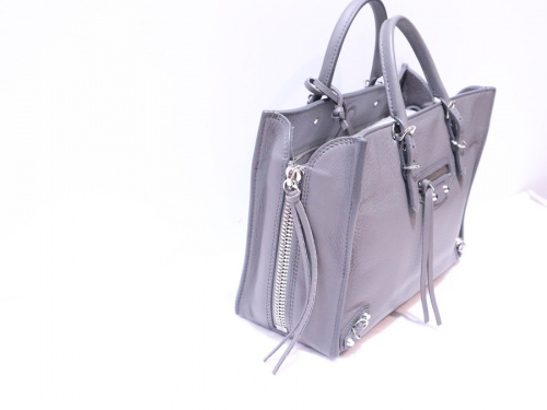 バレンシアガのpaper