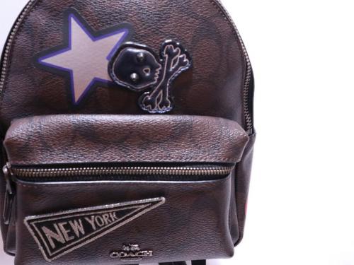 ラグジュアリーブランドのcoach