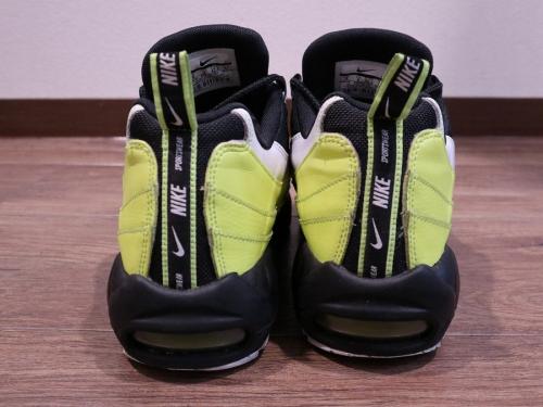 ナイキのローカットスニーカー