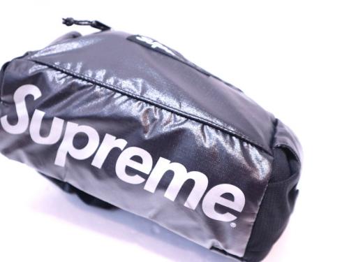 シュプリームのウエストバッグ