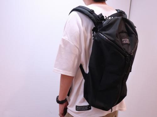 バックパック　リュック