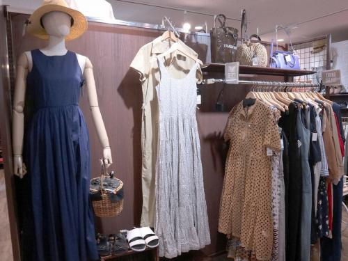 夏物強化買取のナチュラルカラー