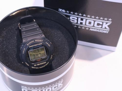 カシオ ジーショクの35th Anniversary DW-5735D