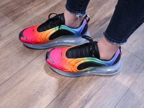 AIR MAX720 BE TRUEのメンズ