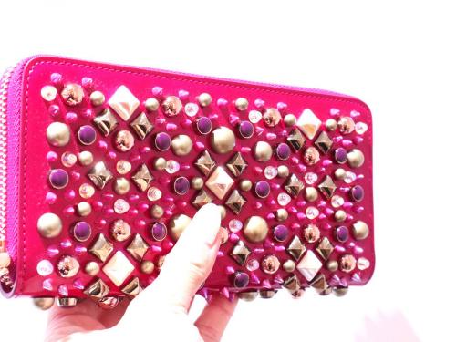ラグジュアリーブランドのChristian Louboutin