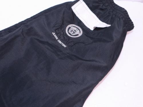 ヴェルサーチ ジーンズ クチュールのナイロンセットアップ