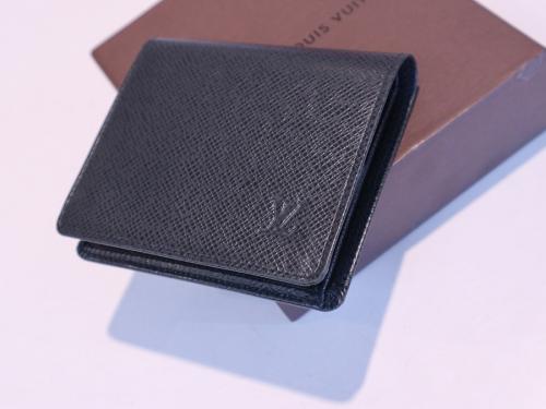 【LOUIS VUITTON/ルイヴィトン】タイガ 二つ折り財布 M30452 入荷情報[2019.08.10発行]｜トレファクスタイル稲毛店｜洋服・古着の買取と販売の専門店｜トレジャー