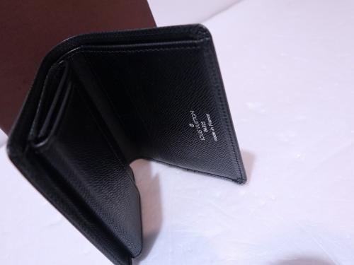 2つ折り財布のメンズ　タイガ