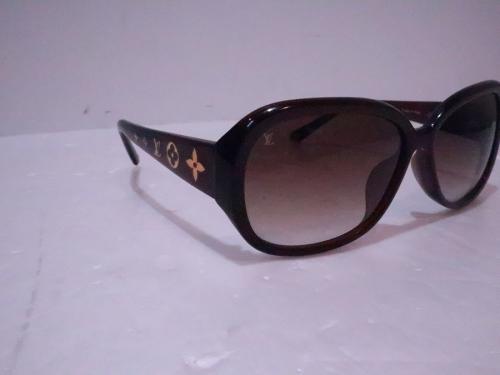 ルイヴィトンのサングラス