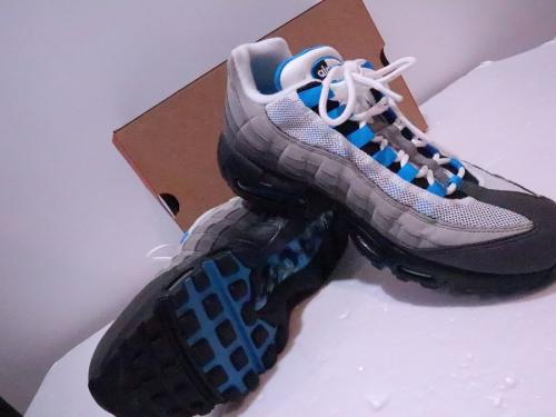 ナイキのAIR MAX 95