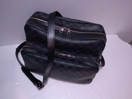 ルイヴィトンのショルダーバッグ