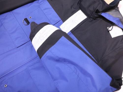 コム・デ・ギャルソン　ジュンヤ　ワタナベのリフレクターフーデットジャケット