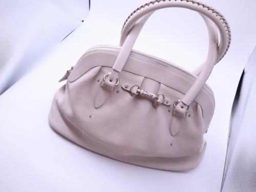 Christian Diorのクリスチャン ディオール