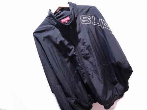 SUPREMEのシュプリーム