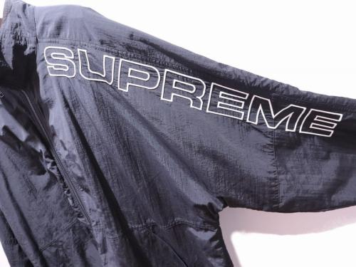 シュプリームのNYLON JACKET