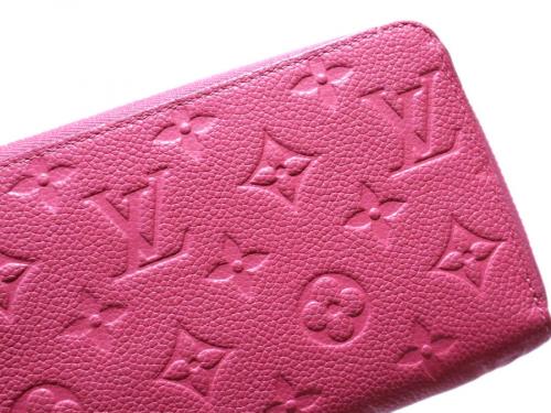 ラグジュアリーブランドのLOUIS　VUITTON