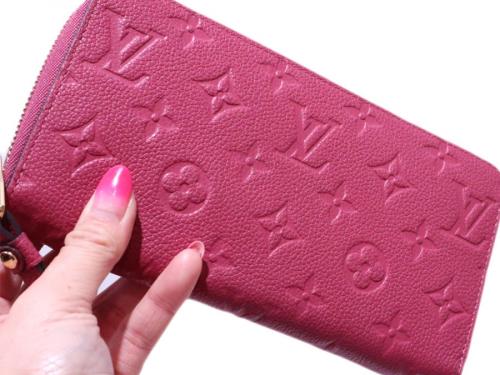 ルイヴィトンのジッピー・ウォレット