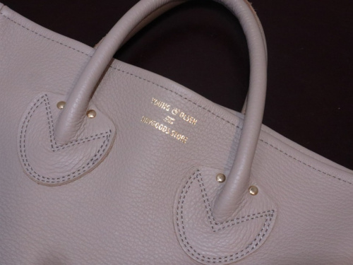 キャリアファッションのYOUNG＆OLSEN