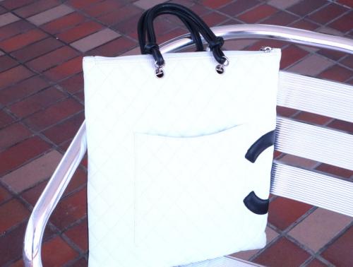 シャネルのキルティングバッグ