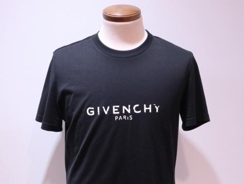 GIVENCHYのジバンシー