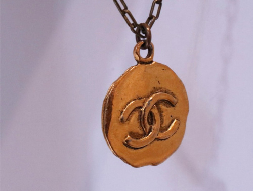 ラグジュアリーブランドのCHANEL