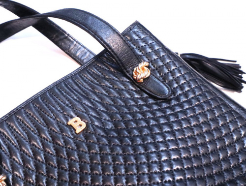 ラグジュアリーブランドのBALLY