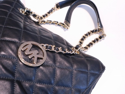 インポートブランドのMICHAEL KORS