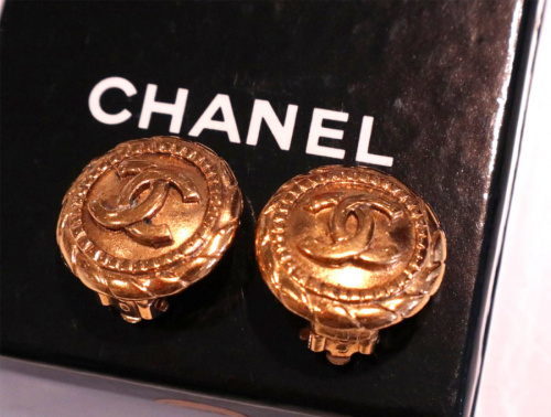 ラグジュアリーブランドのCHANEL