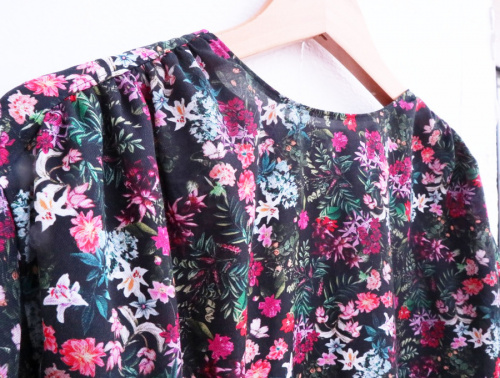 キャリアファッションのDES PRES