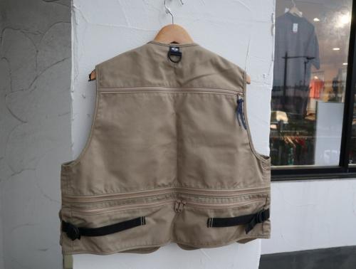 コロンビアのBIG HORN VEST
