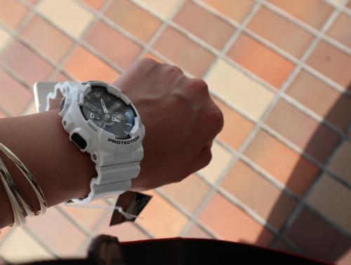ジーショックのリストウォッチ