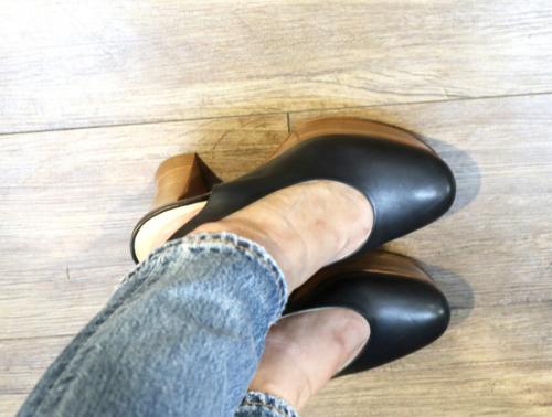 ウッドソールパンプスのレデイース