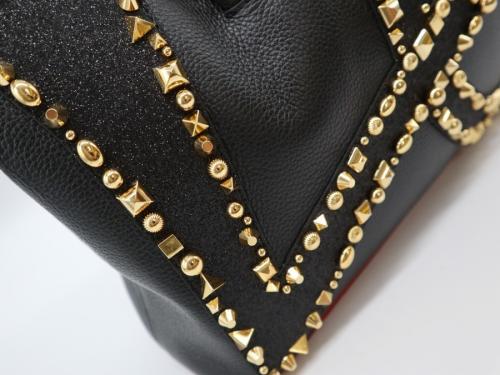 クリスチャンルブタンのCABATAスタッズスモールトートバッグ