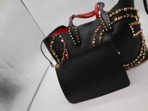 CABATAスタッズスモールトートバッグの3195247 Q279