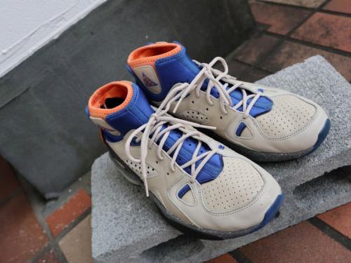 ナイキエーシージーのAIR MOWABB OG