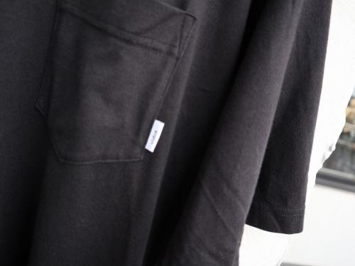 ダブルタップスのポケットTシャツ