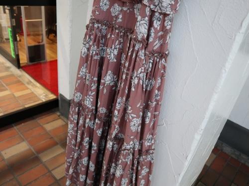 マリハの波の音のドレス