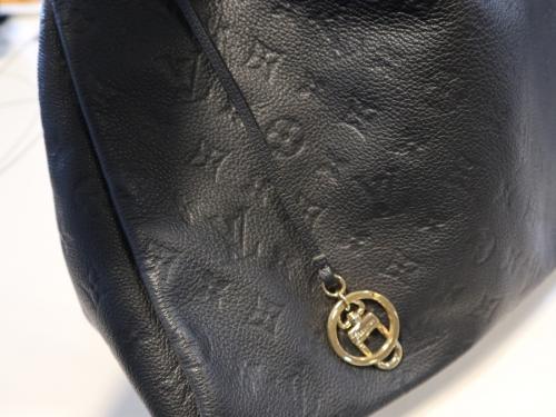 ルイ ヴィトン　のアーツィMM