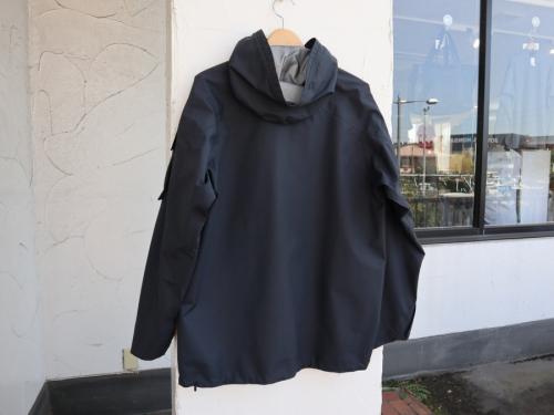 ゴールドウインのハンティングパーカー