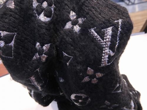 ルイ ヴィトン　のマフラーエシャルプロゴマニアシャイン