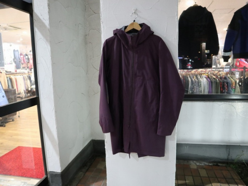 アウトドアブランドのARCTERYX_VEILANCE