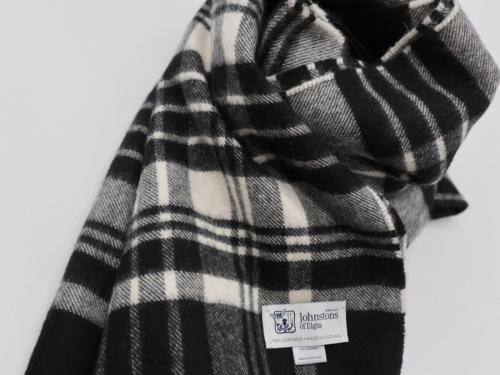 JOHNSTONSのジョンストンズ