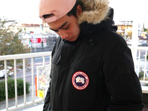 アウトドアブランドのCANADA GOOSE