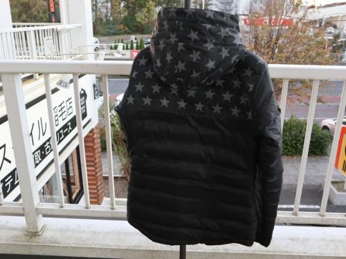 カナダグースのダウンジャケット