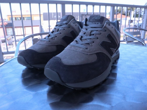 スニーカーのNEW BALANCE