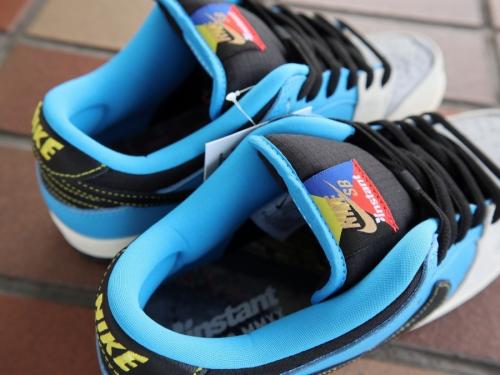 ナイキエスビーのDUNK LOW PRO QS DOG INSTANT SK