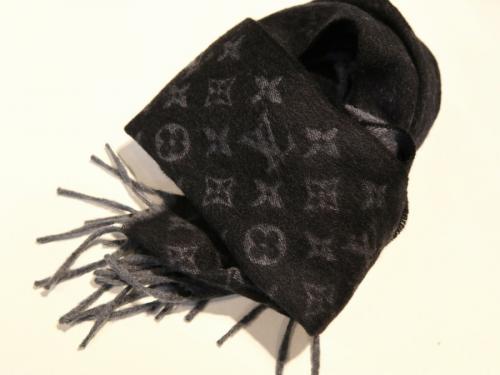 LOUIS VUITTON 　のルイ ヴィトン　