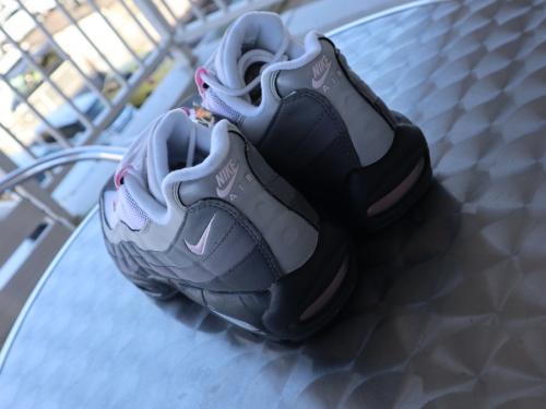 ナイキエスビーのAIR MAX 95 PREMIUM