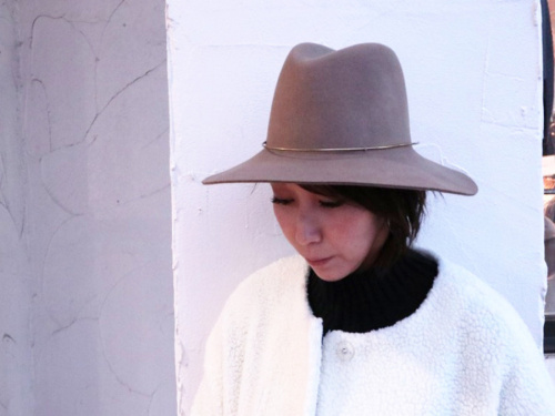 キャリアファッションのDEUXIEME CLASSE